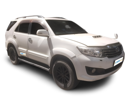 Toyota Fortuner-img